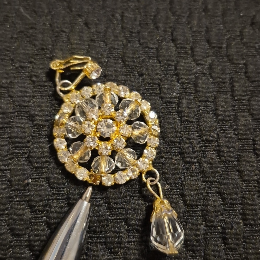 Elegant Gold with Rhinestone Dangle Clip On Earrings - Picture 5 of 7